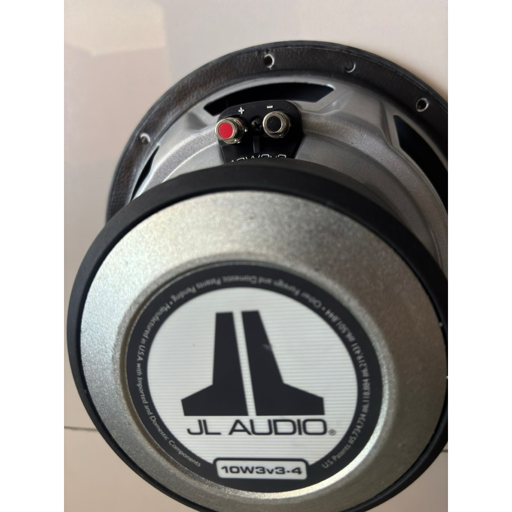 JL Audio W3v3-4, Subwoofer 10 inchi USA