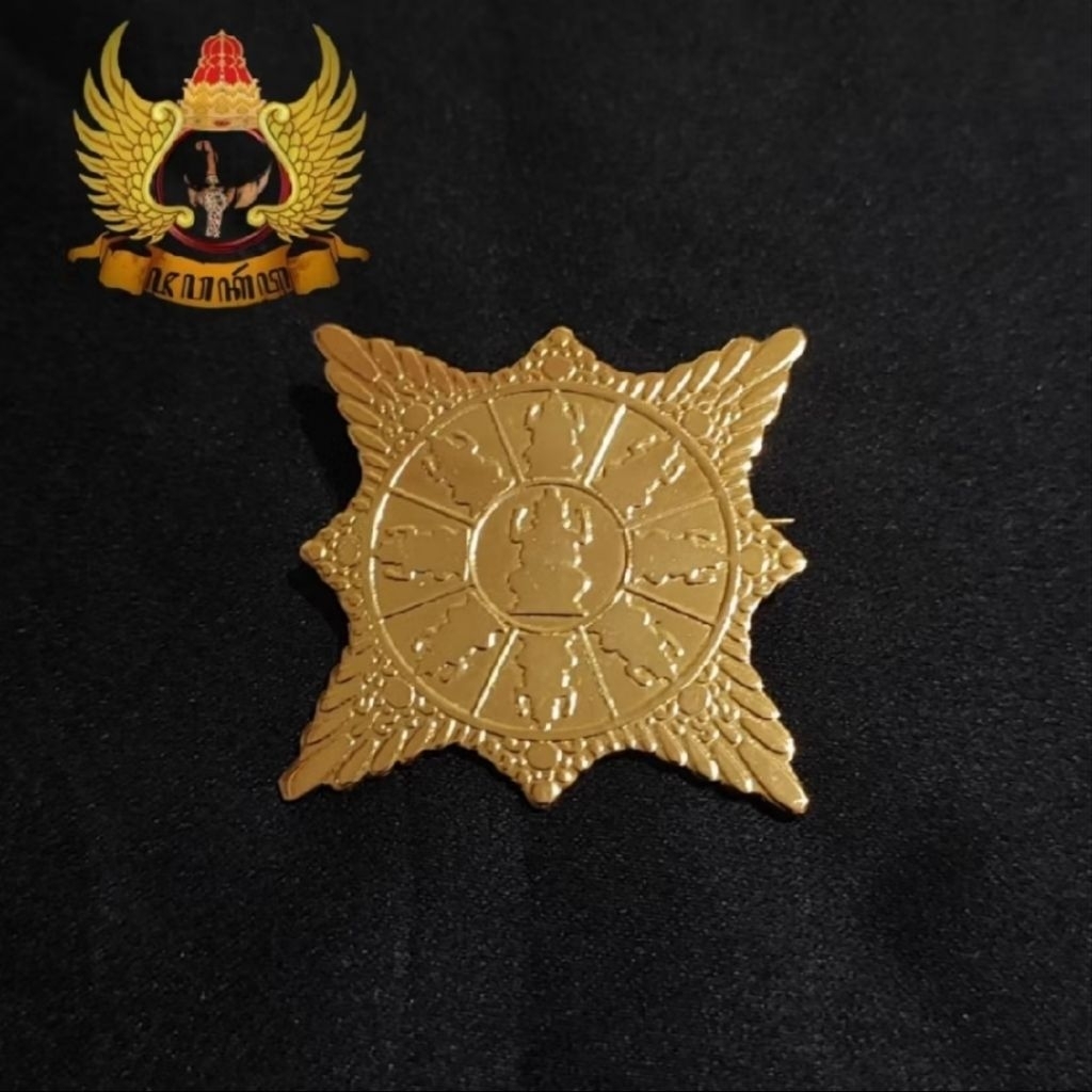 Bross Pin Logo Surya Majapahit Bahan Full Kuningan Sepuh Emas
