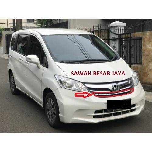 LIST LIS MOULDING GARNISH CHROME GRILLE GRILL GRIL DEPAN BAGIAN BAWAH HONDA FREED 2012 2013 2014