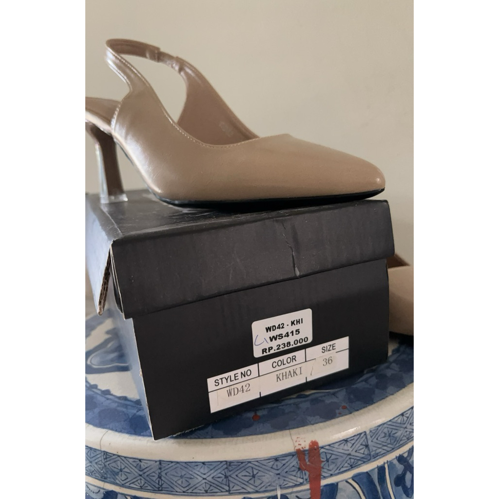 heels size 36 brand chic fortune