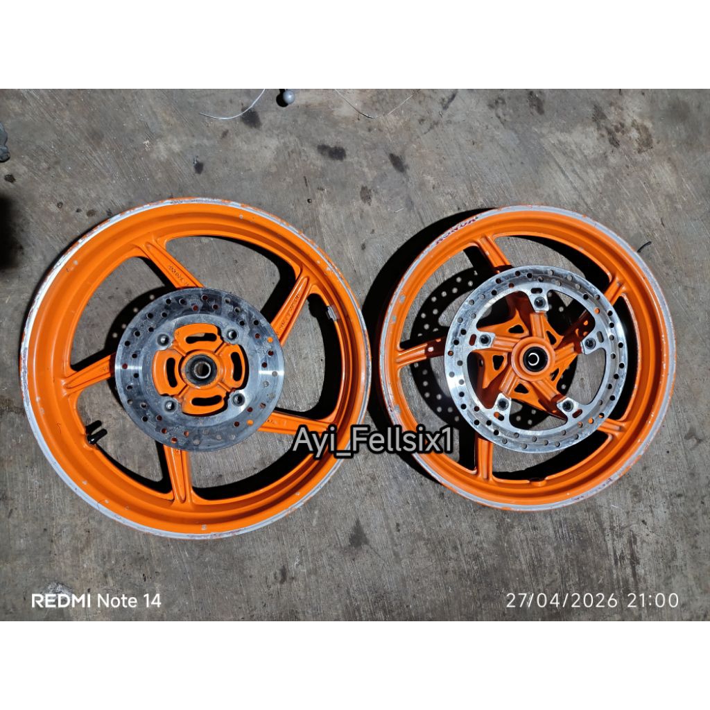velg standar roda Honda CBR 150 R k45a