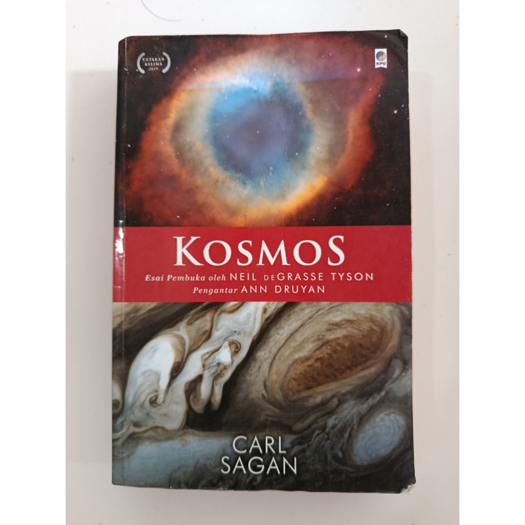 Buku Sains Populer Kosmos - Carl Sagan, Prosa Menawan, Penjelajahan Kosmik, Pengetahuan Luas