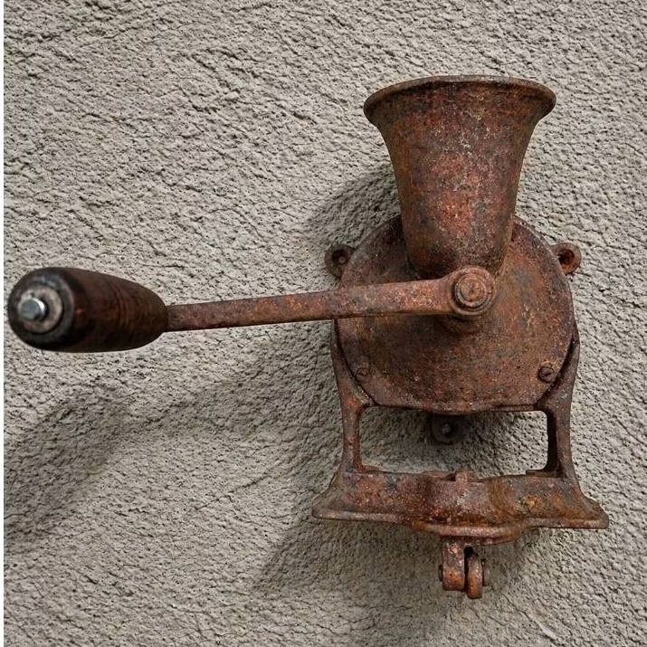 gilingan kopi grinder manual jadul vintage retro klasik lawas