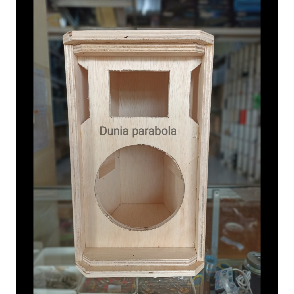Box Speaker Middle SR 6 inch / Box middle SR 6 inch