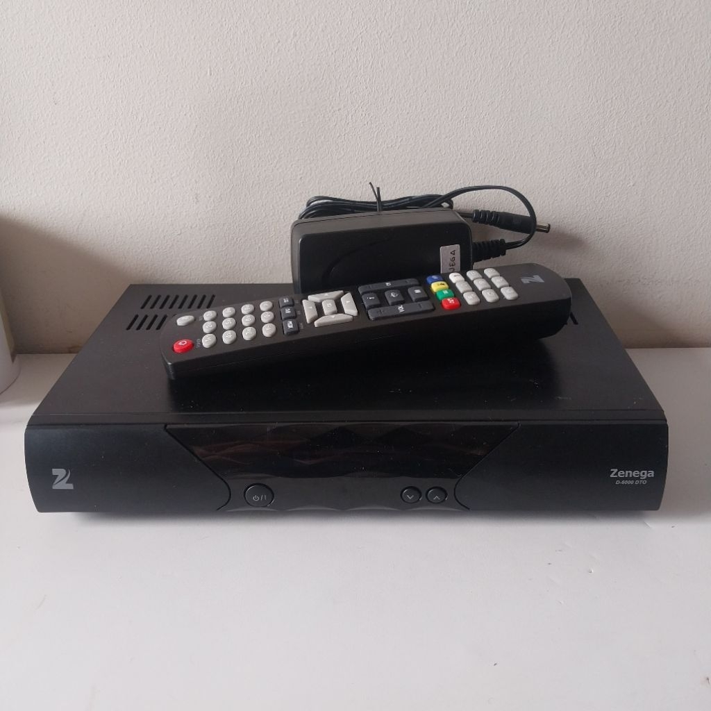Digital receiver zenega D-6000 DTO / (DVB-S2/T2/C)