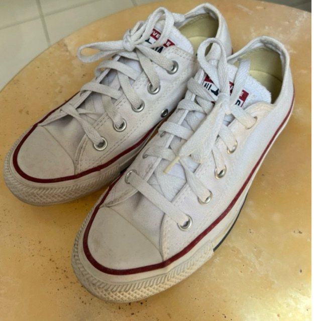 Sepatu CONVERSE Unisex size 36