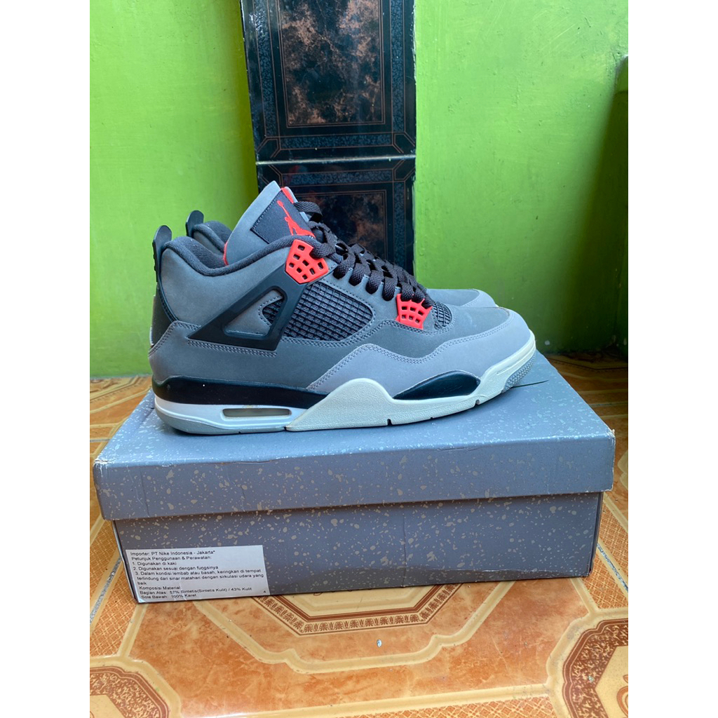 Air Jordan 4 Retro Infrared