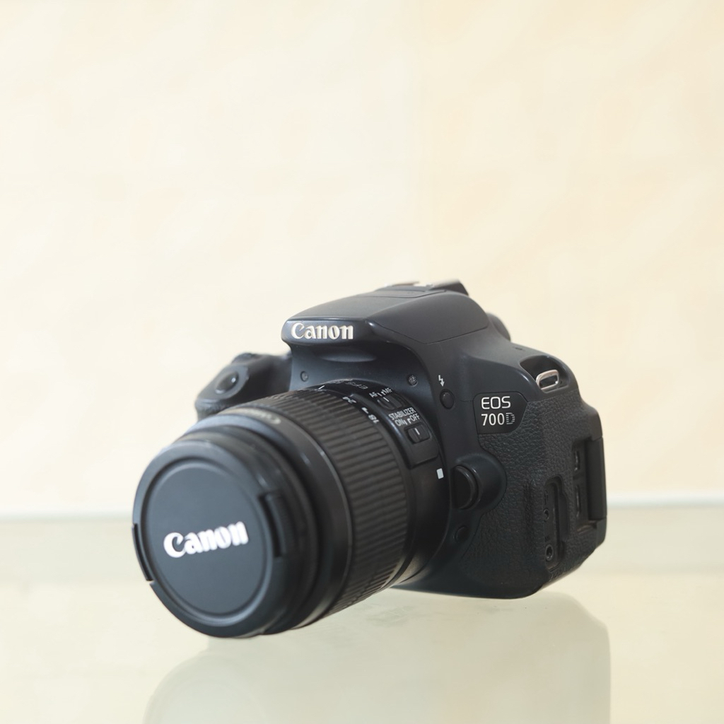 kamera DSLR canon 700d kit 18-55mm is second mulus