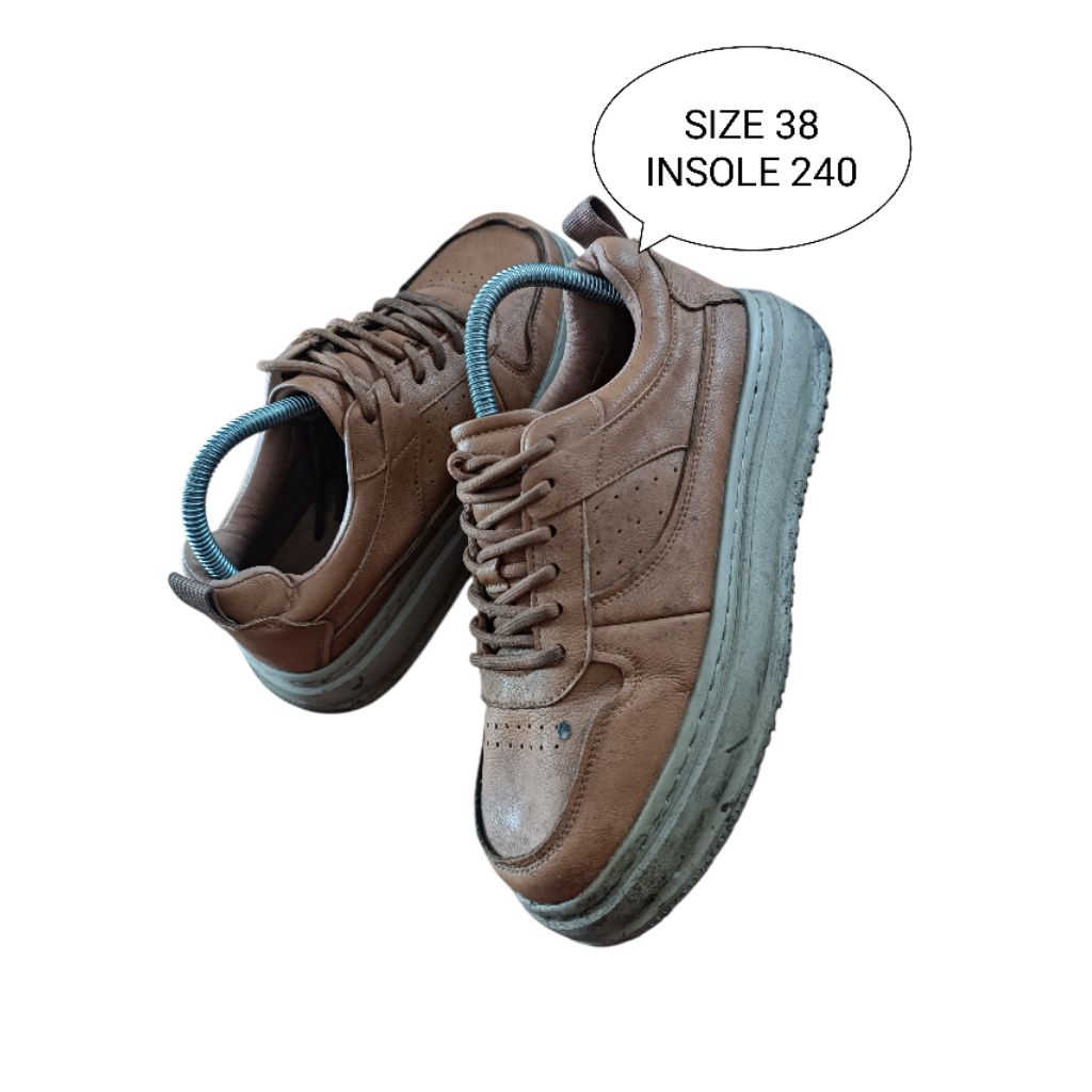 SEPATU KULIT CASUAL PRELOVED SIZE 38