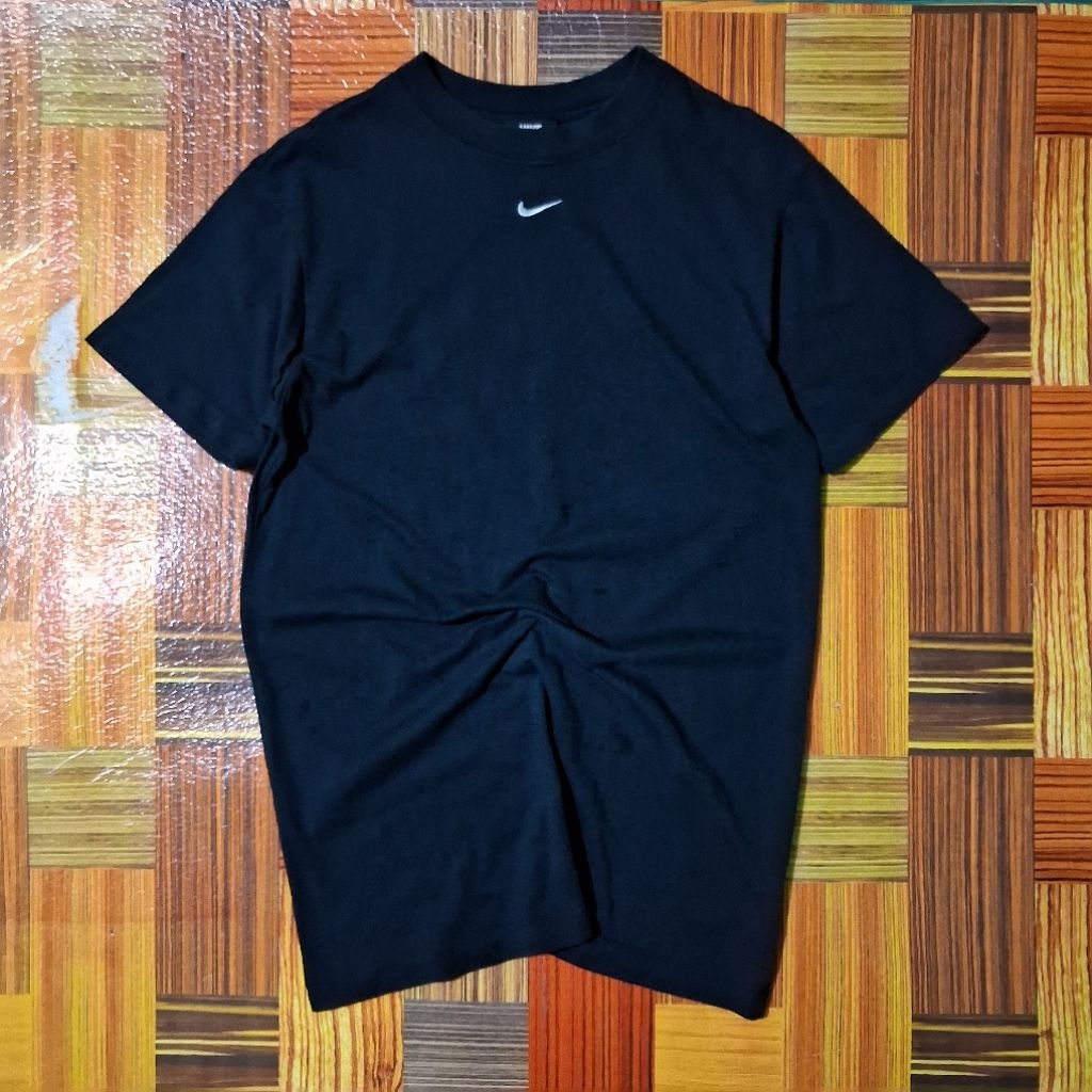 tshirt nike center