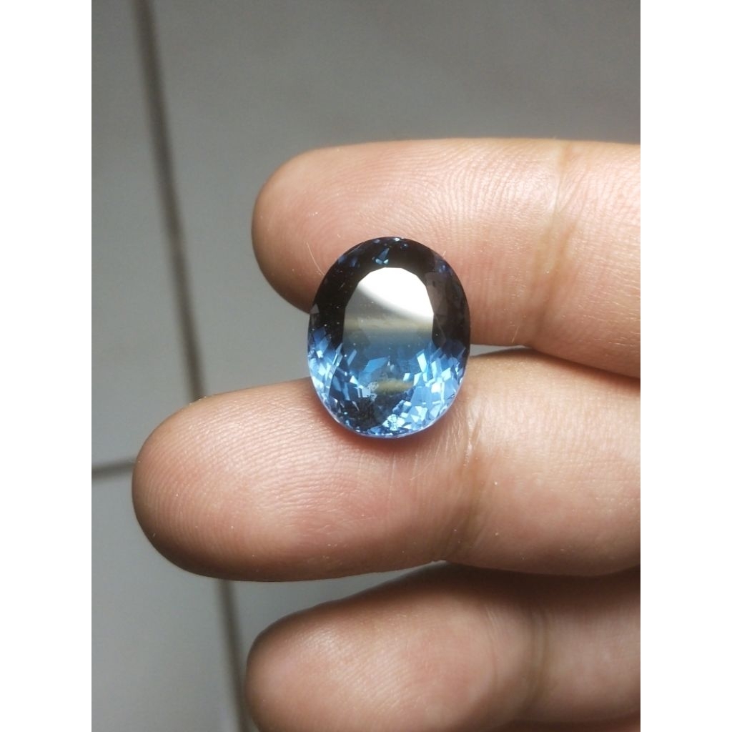 Natural London Blue Topaz 19.31 Ct HQ Mewah Memo CGL