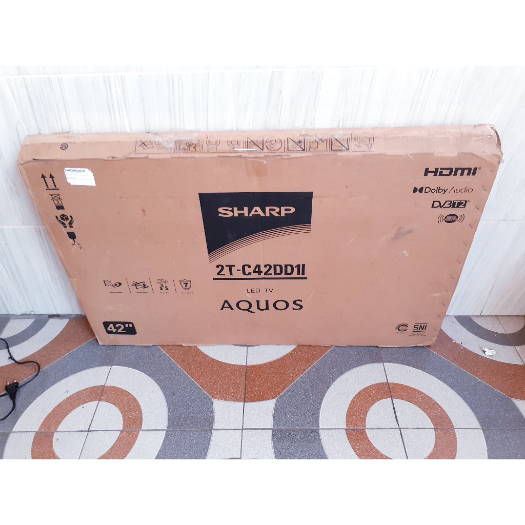 TV SHARP 42IN FULL HD DIGITAL HD TV MULUS SEPERTI BARU