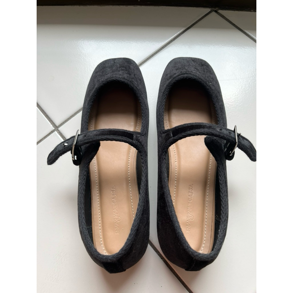 Preloved Cajsa x Jennakaia Carra Midnight Shoes