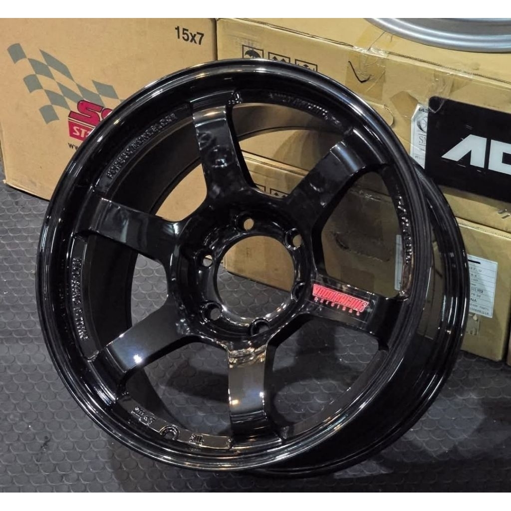 Velg mobil te37 R18 cocok buat pajero fortuner hilux