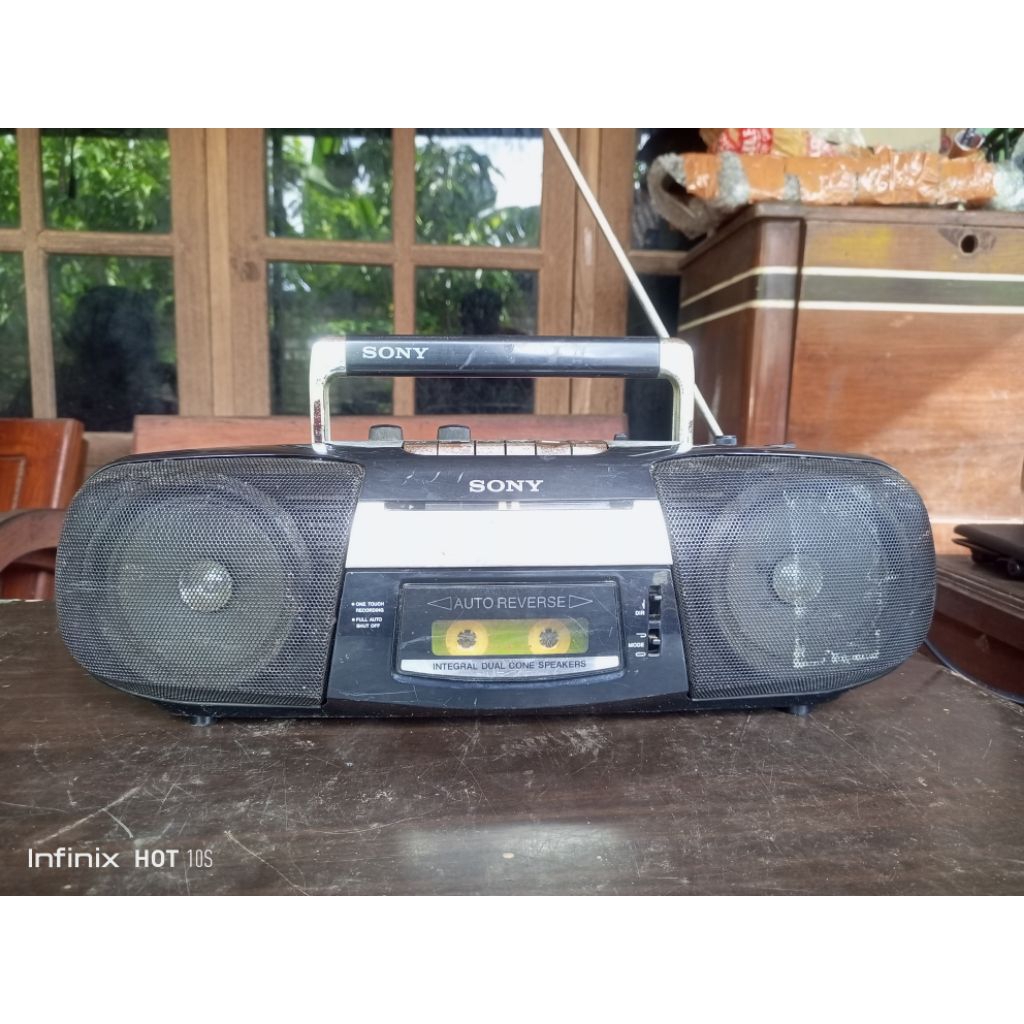 Radio Tape Kompo SONY