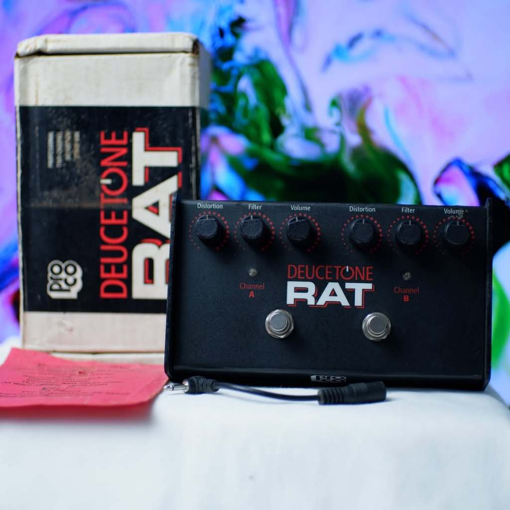 Proco Rat USA Deucetone Dual Channel Distortion n boss mxr electro harmonix big muff earthquaker kee