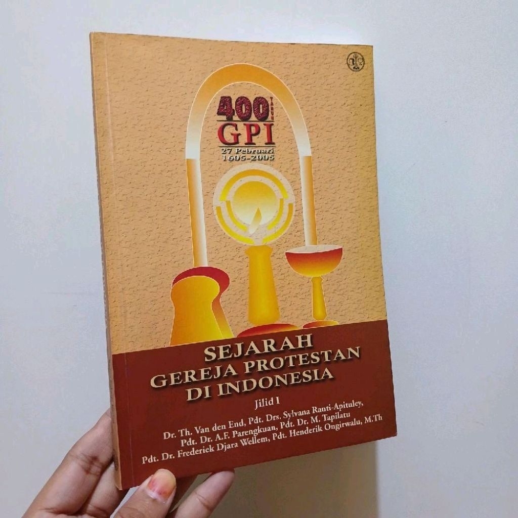 400 tahun sejarah Gereja Protestan di Indonesia Jilid 1 - Th.Van den End dll