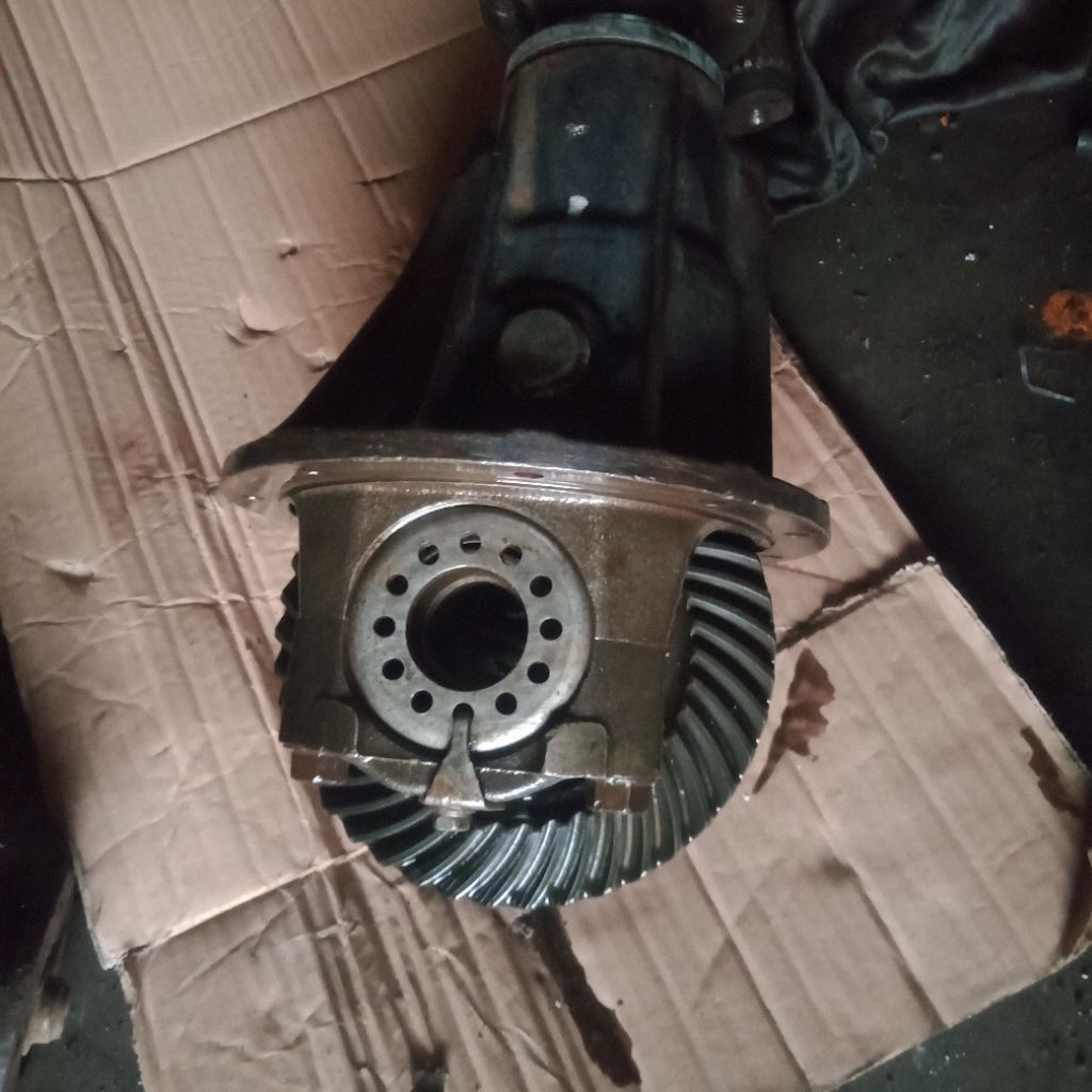 gardan Toyota Avanza 15 FG 41/8 original siap pakai