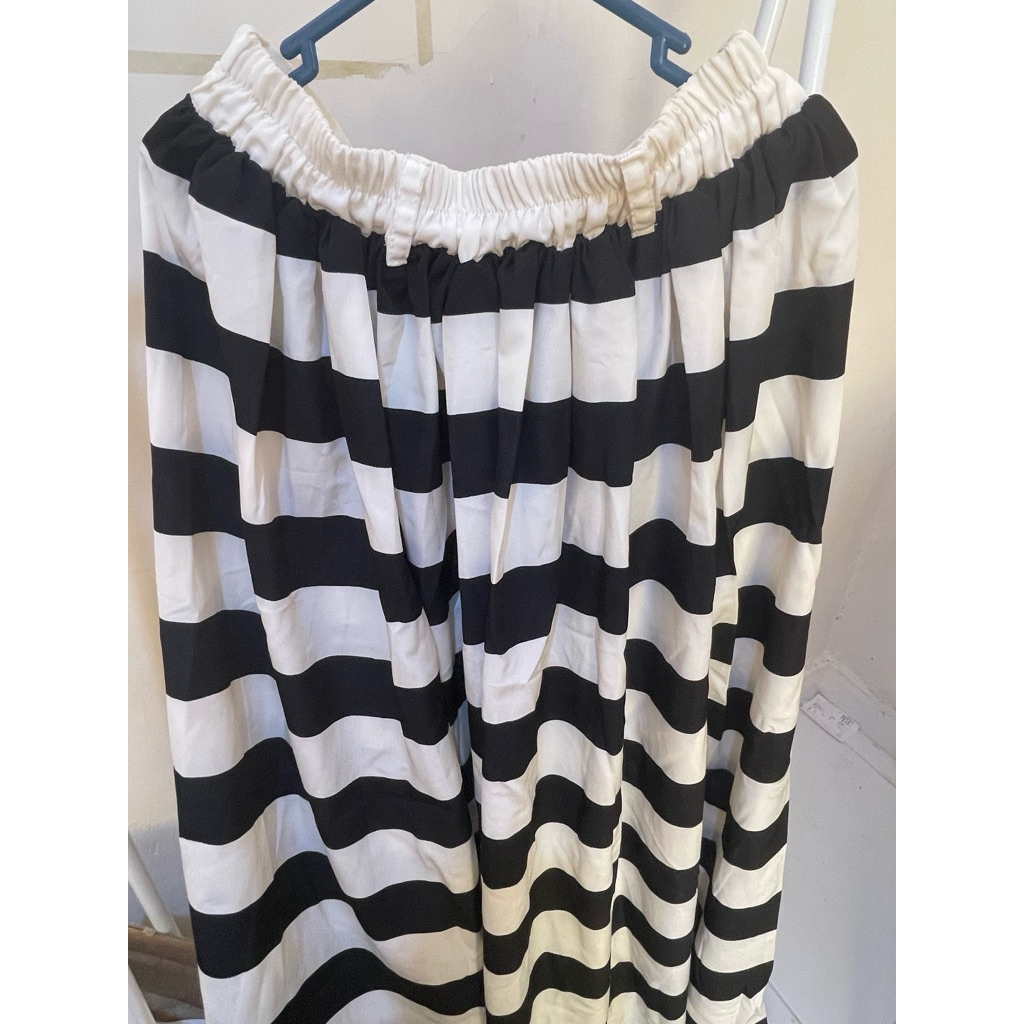 rok garis garis
