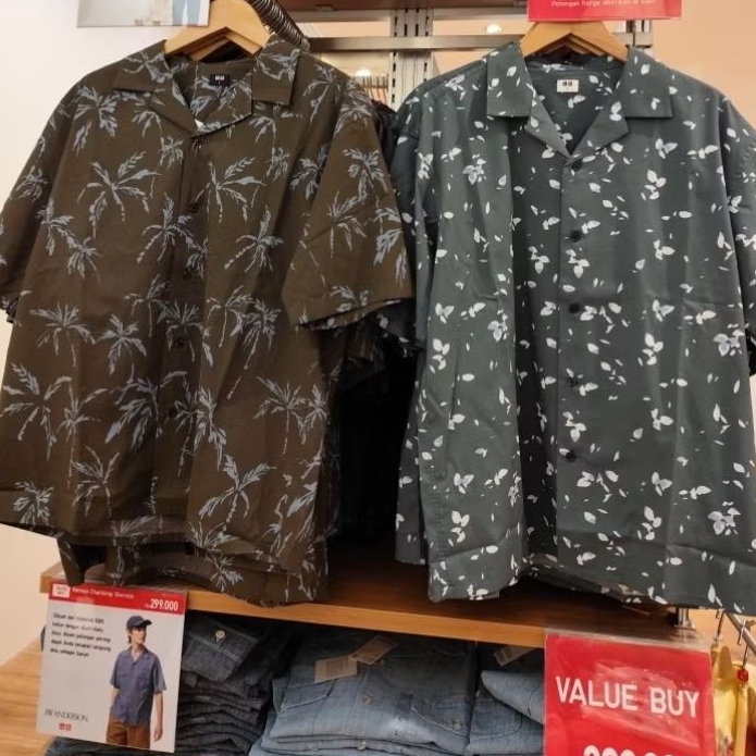 Kemeja Katun Modal Kerah Terbuka Pria Uniqlo (Unisex)