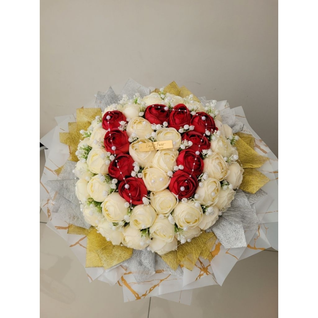 buket ultah/buket birthday/kado/hadiah cewek cowok/hand buket/bouquet/buket bunga