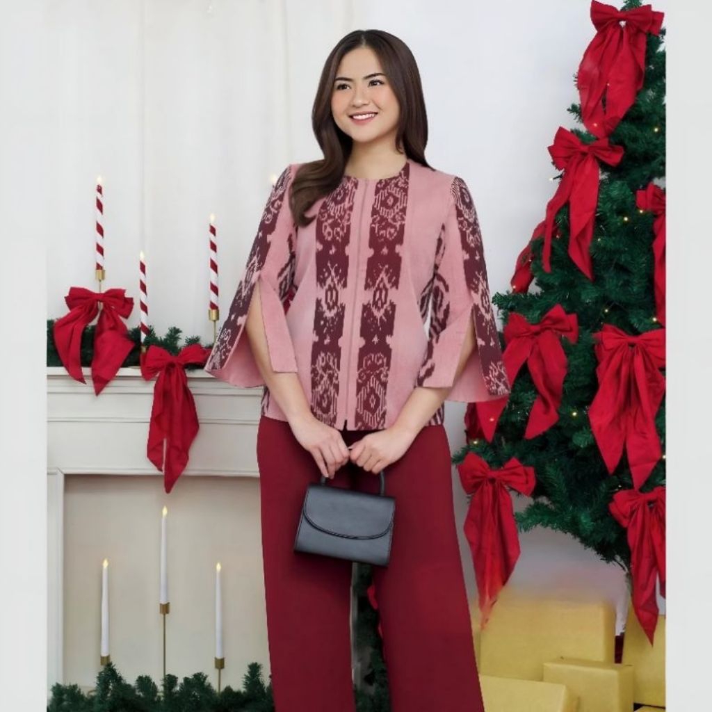 BLOUSE TENUN ATASAN WANITA MOTIF NTT TORAJA KEKINIAN