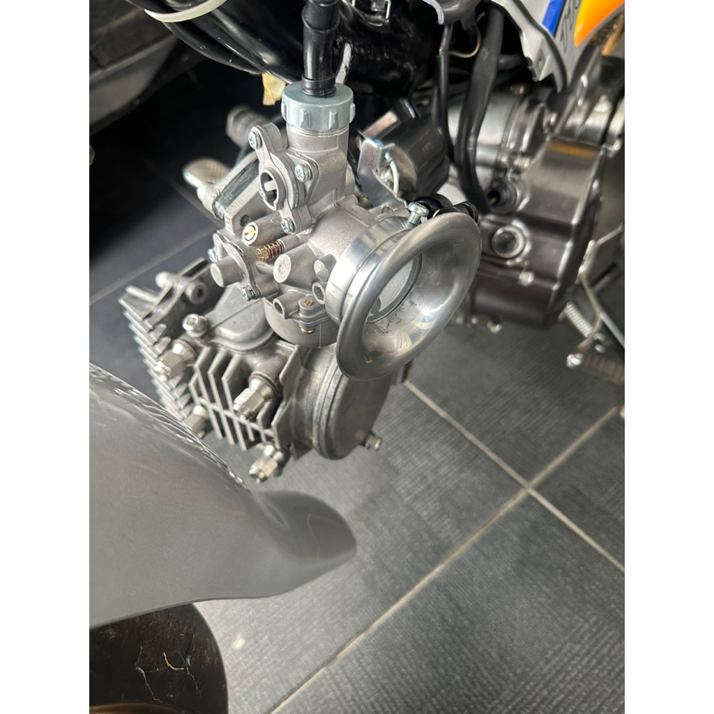 velocity karbu kharisma , velocity karbu supra 125 superflow