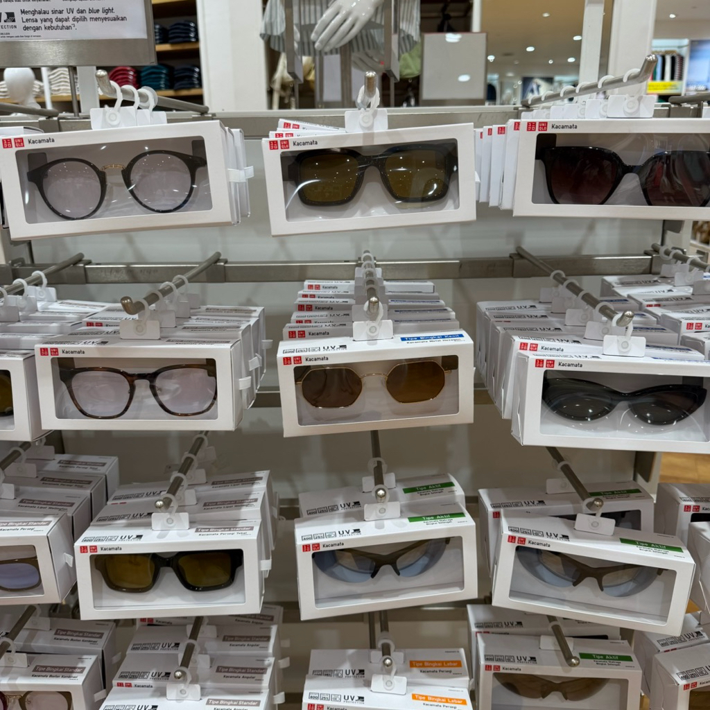 Kacamata uniqlo UV protection uniqlo unisex