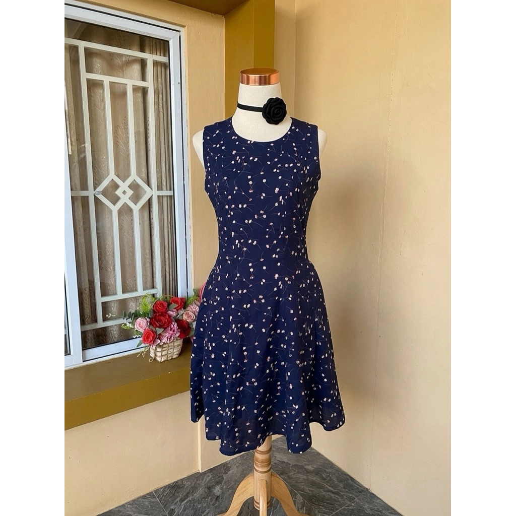 Dress Bunga Kecil