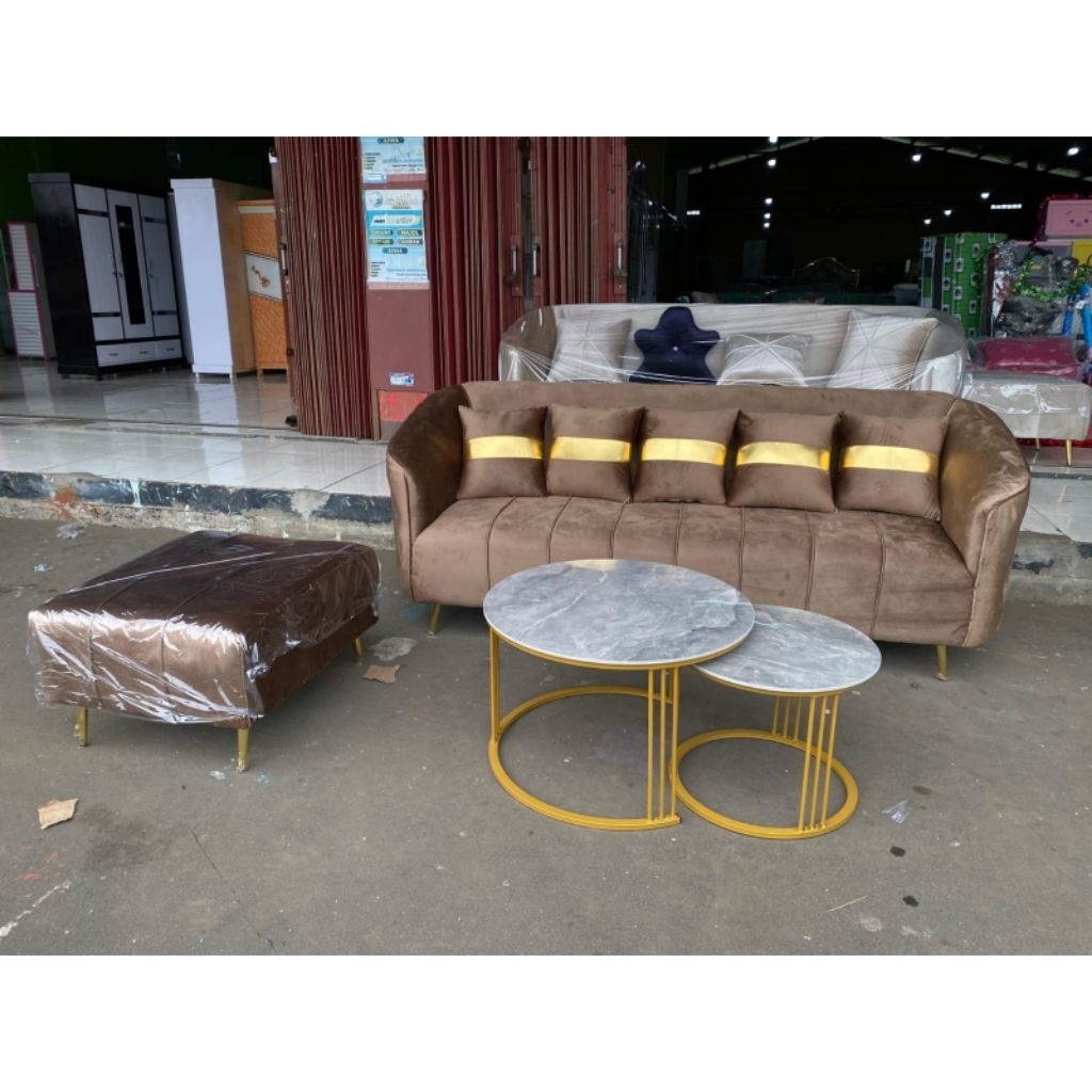 sopa modern bahan beludru mewah