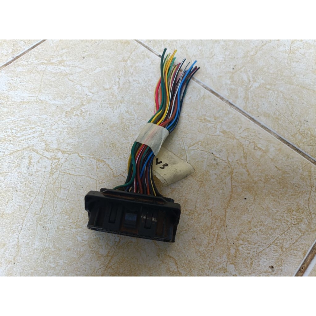 Soket ECU R15V3 original copotan