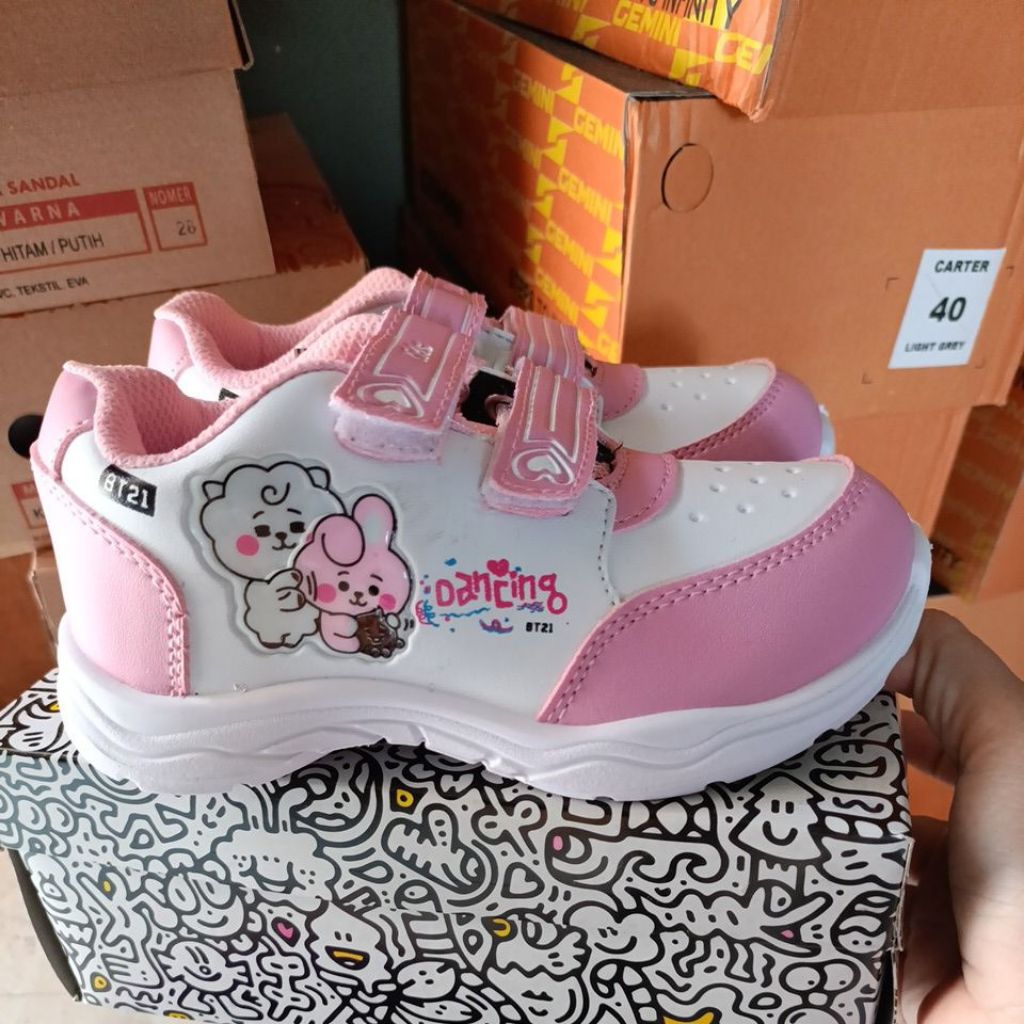Sepatu Anak TK/SD Altto Dancing Size 28-30 pink putih bt 21/ Sepatu anak kekinian/ Sepatu anak terba