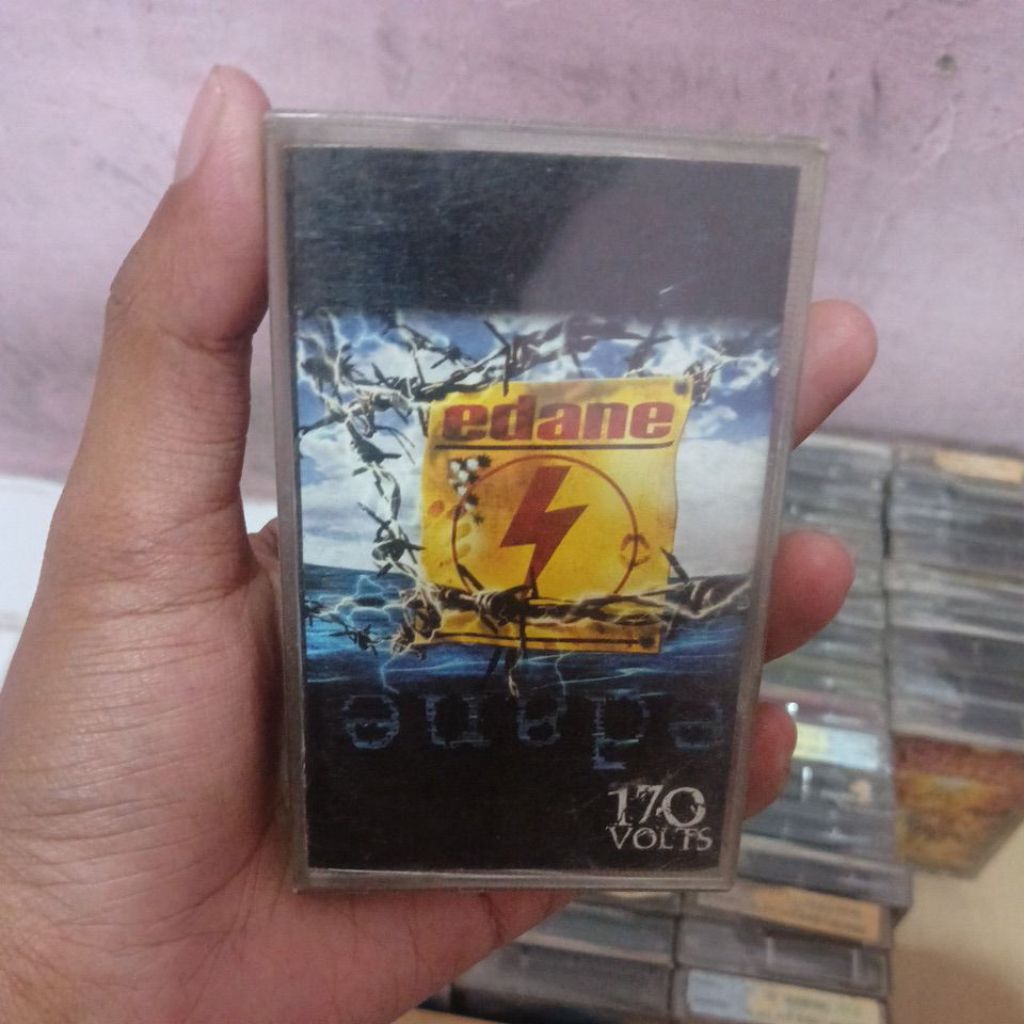 Edane kaset