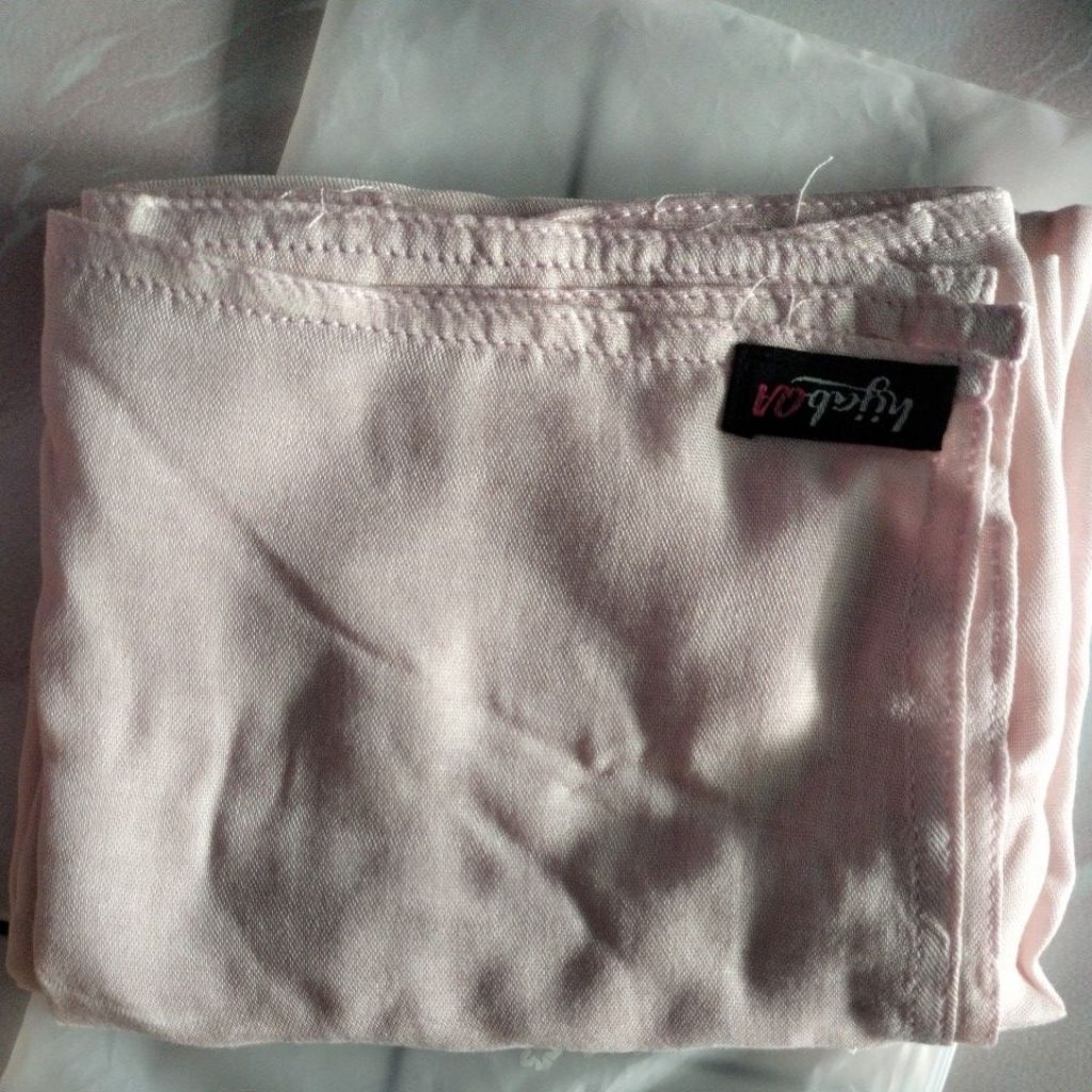 preloved hijabqa warna blush vol 3, di jual karna warna gak cocok sama baju saya