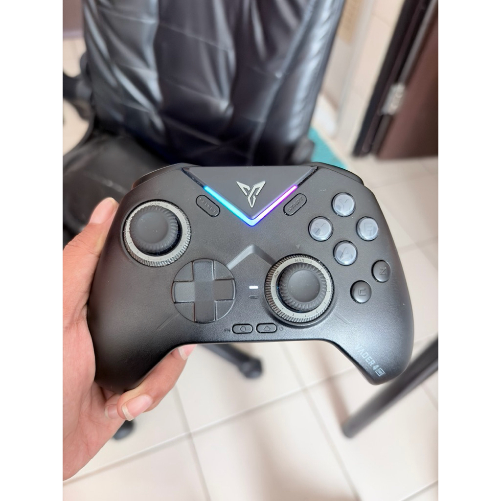 FLYDIGI VADER 4 PRO SECOND