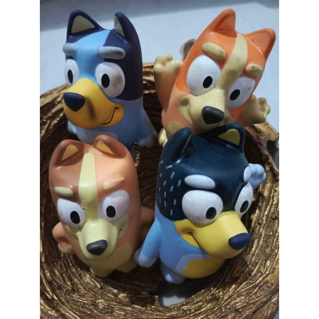sepaket mainan anak Bluey