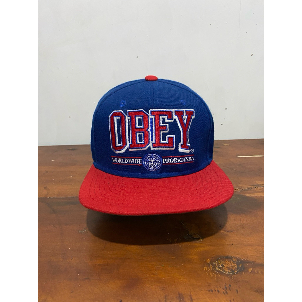 TOPI OBEY