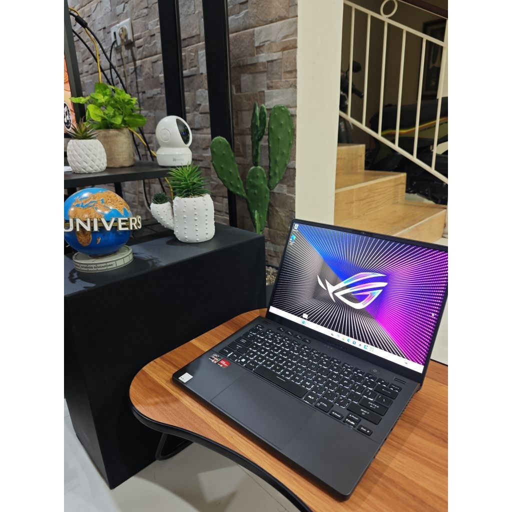 Laptop Asus ROG Zephyrus G14 RX6800S Ryzen 9 6900HS