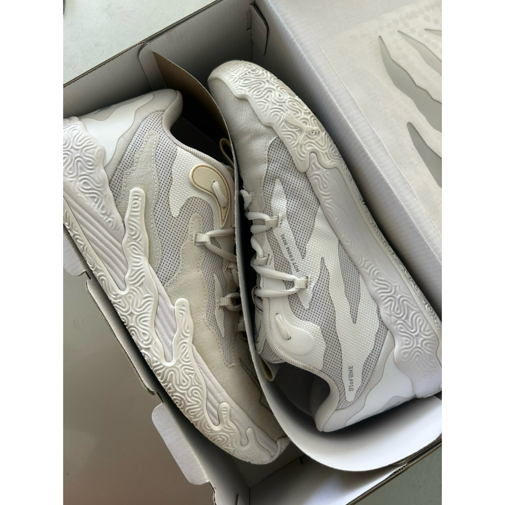 sepatu basket puma mb 03 low