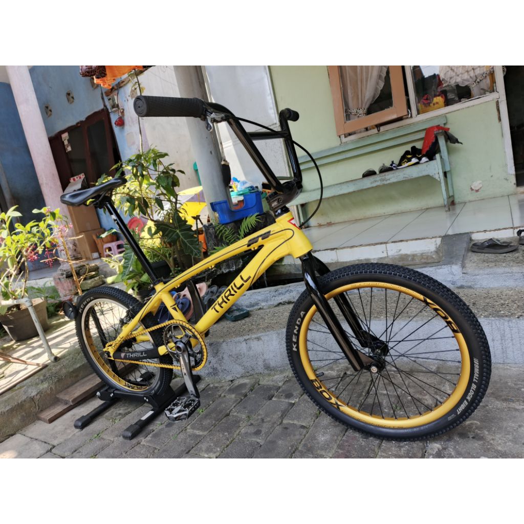BMX RACE THRILL PRO XL/ BMX RACE THRILL