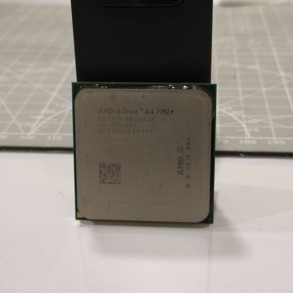 AMD ATHLON X4 860K FM2+