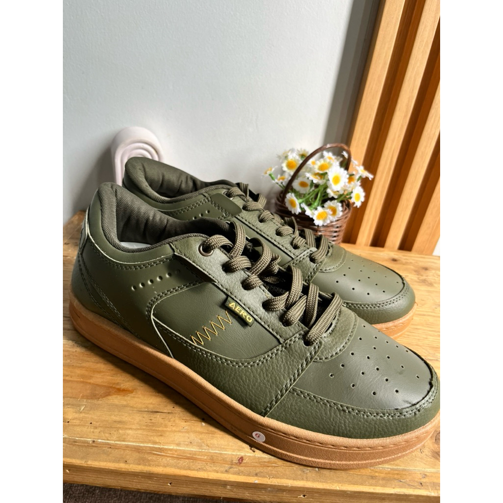 Aerostreet hoops army