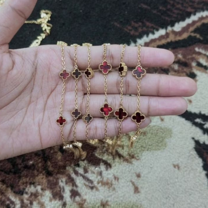 Gelang Clover Titanium | Kuning