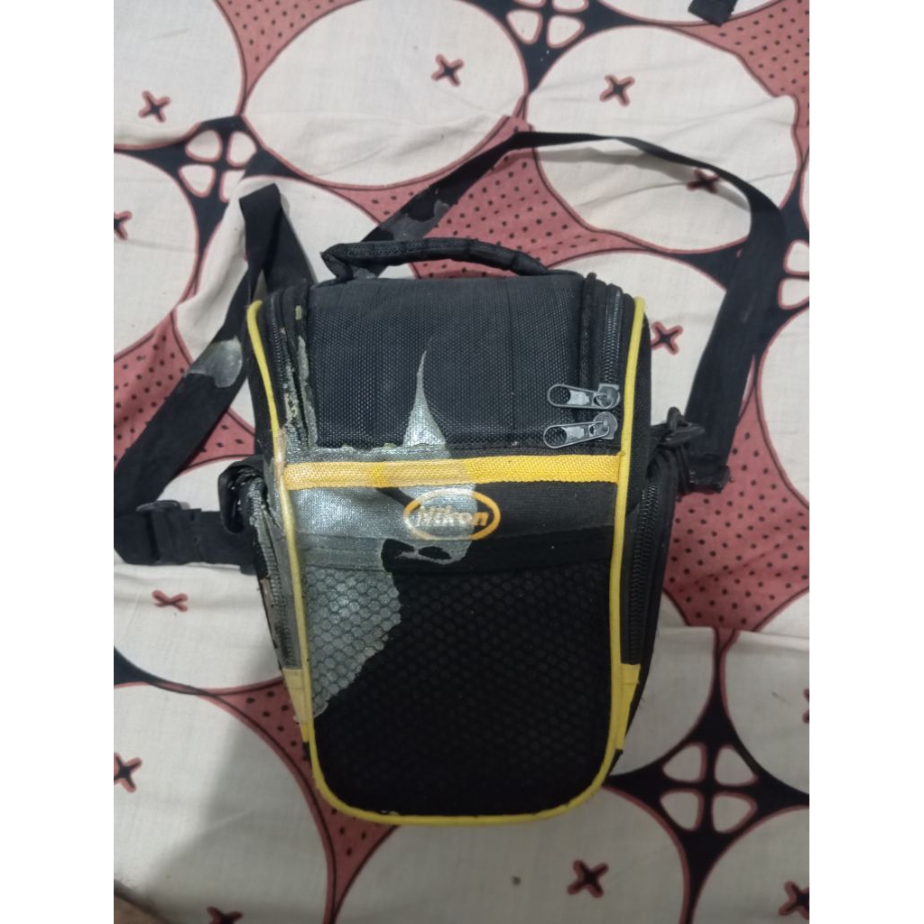 Tas Kamera DSLR Nikon Original, Bekas, Minus