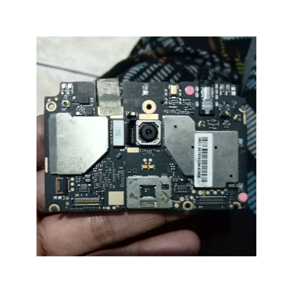 MESIN XIAOMI REDMI 5 PLUS RAM 3/32 HIDUP NORMAL