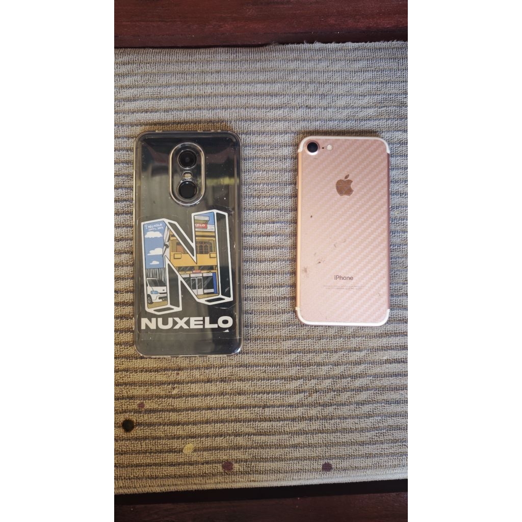 Iphone 7 32GB dan Redmi 5 Plus 4/64