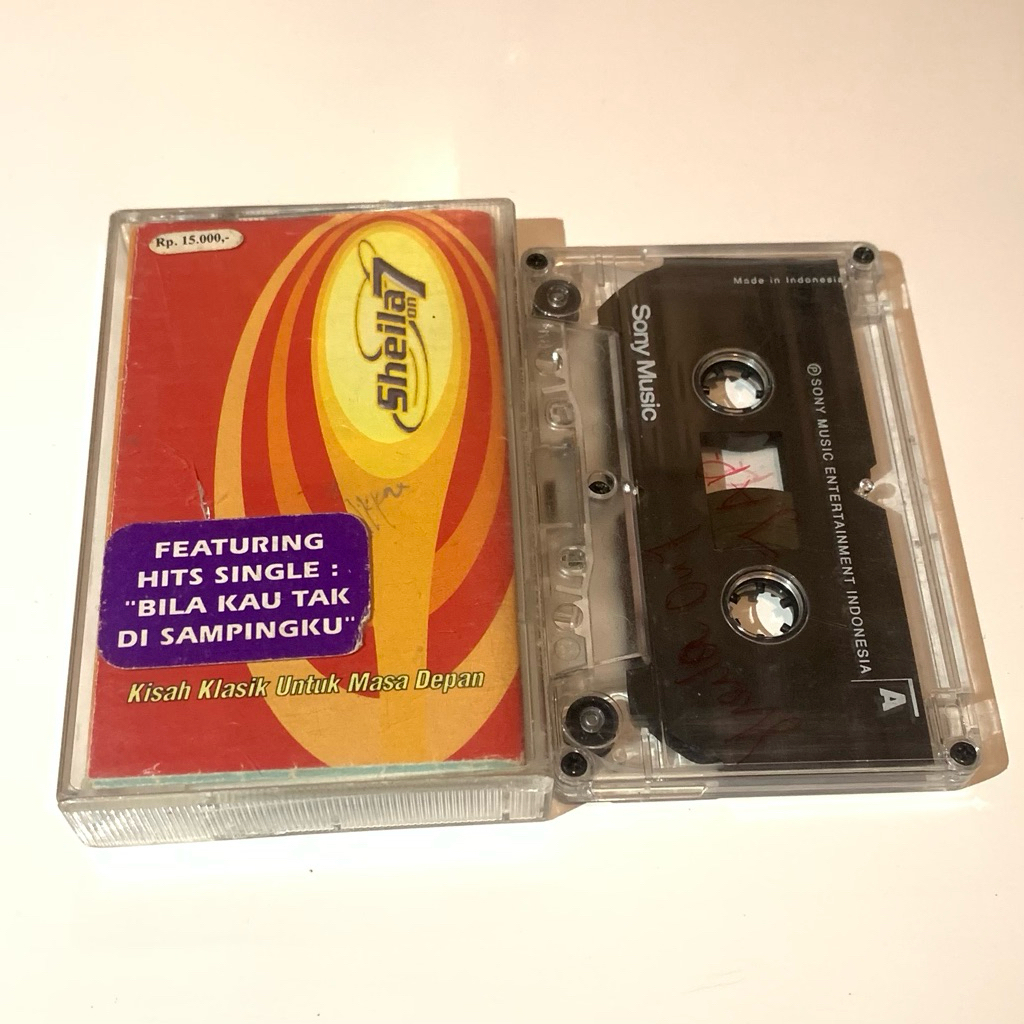 Kaset Pita Sheila On7 - Kisah Klasik Untuk Masa Depan