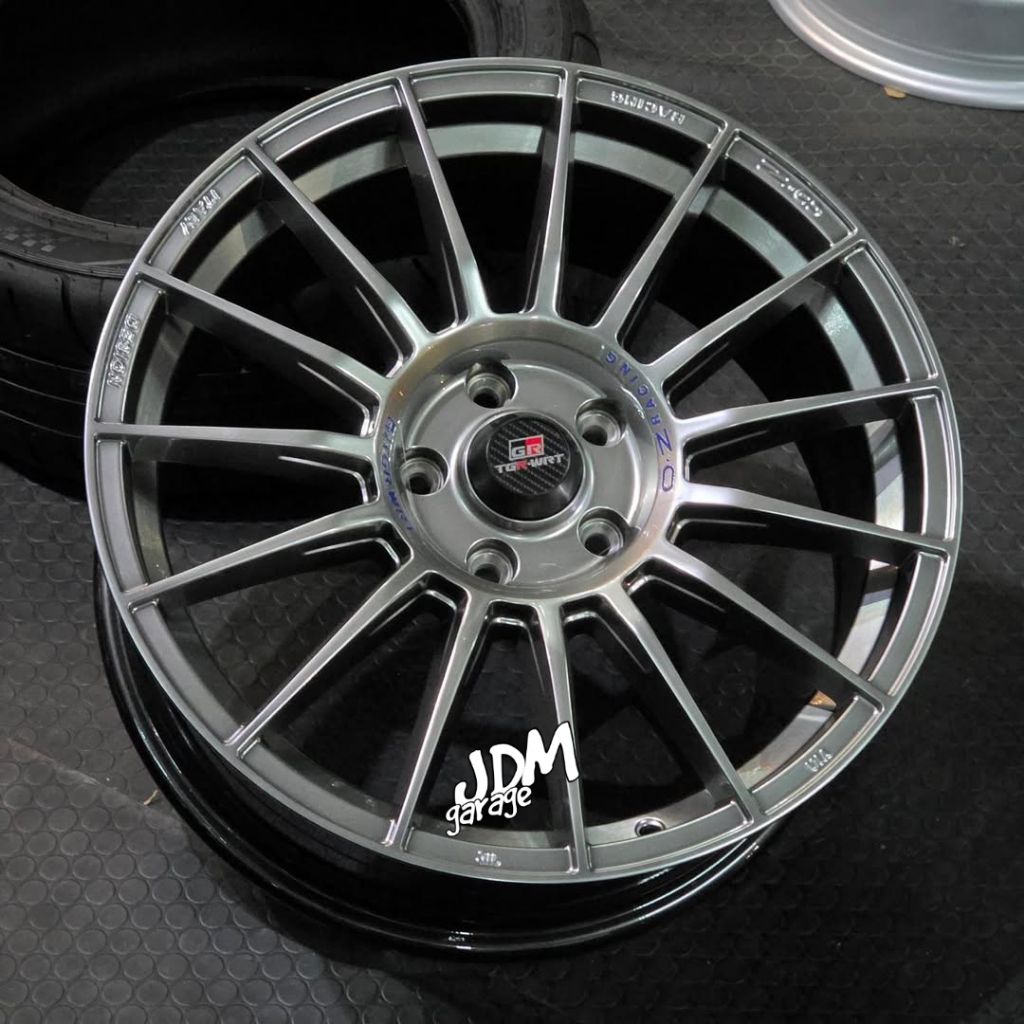 velg OZ RACING r18 lebar 8 pcd 5x114,3 ET 38 velg mobil ring 18 pnp mobil r18 reborn venturer zenix 