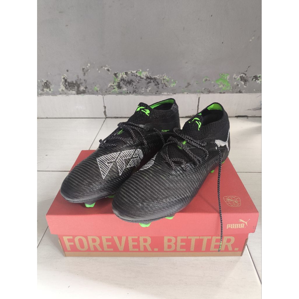 Sepatu Sepak Bola Puma Future 8 Ultimate FG