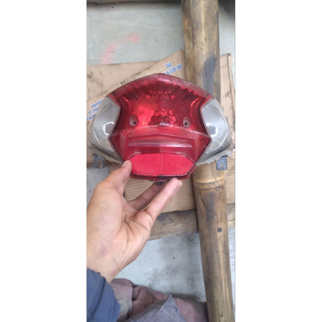 reflektor lampu stop belakang beat fi 2013,2014,2015, ORIGINAL COPOTAN